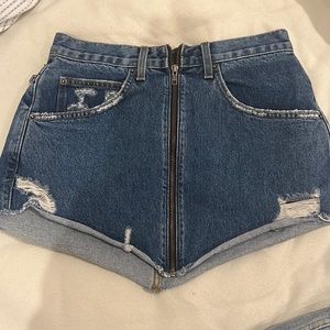 LF skirt